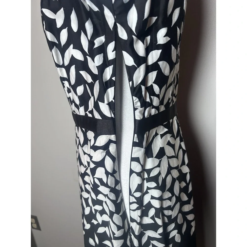 Talbots Dress 6 Black White Leaf Print Fit Flare Cotton Lined Sleeveless Zip - Picture 7 of 11